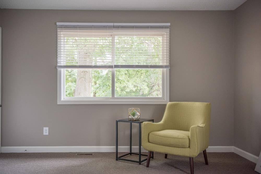 Cordless Soft White Faux Wood Room Darkening Blinds X452659