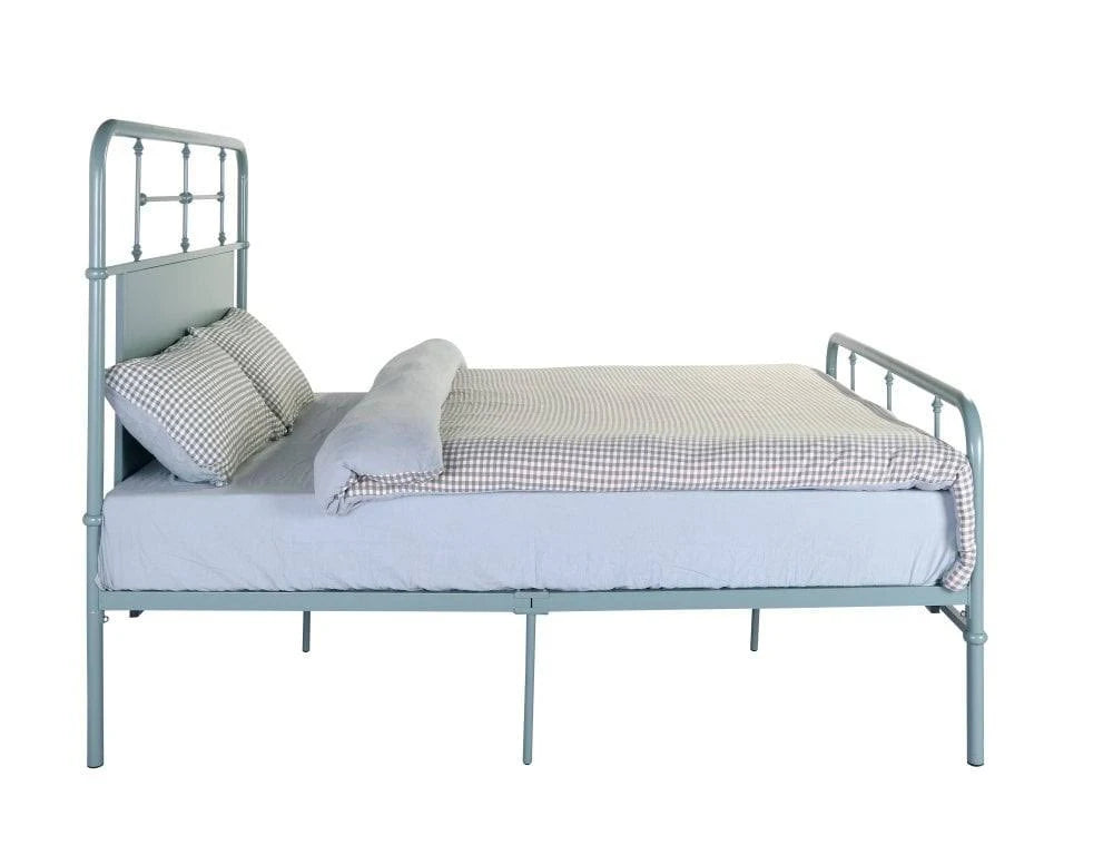Emerald Green Queen Metal Bed X32684