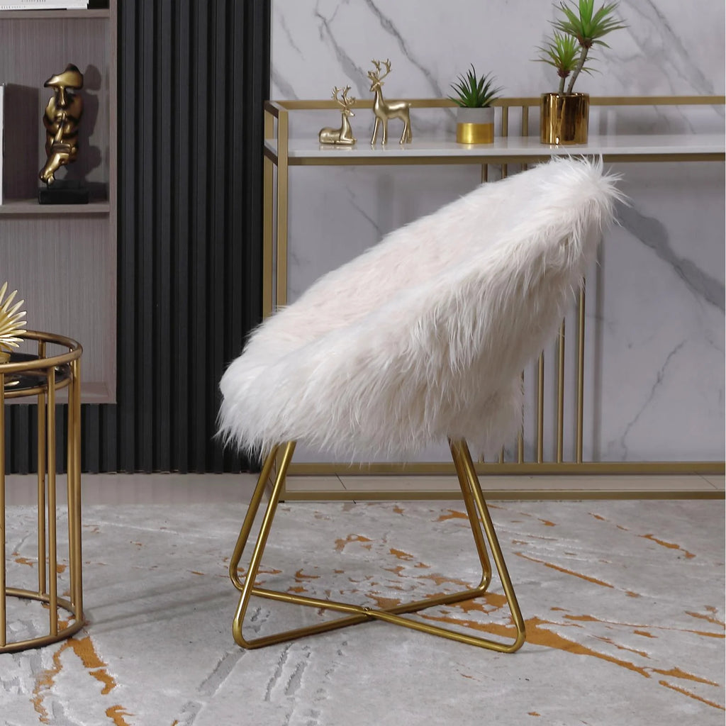 Off-White Bucket Chair F29704