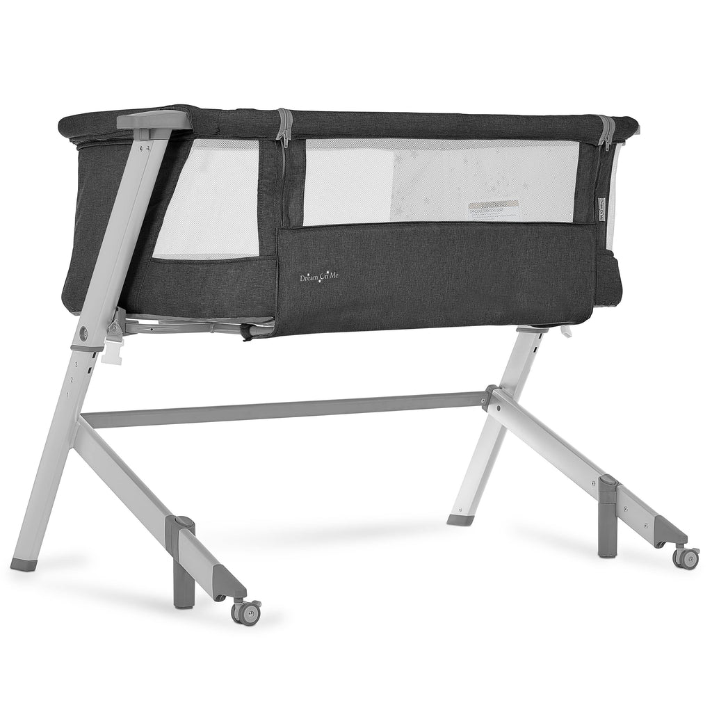 Black Bassinet and Bedside Sleeper X168