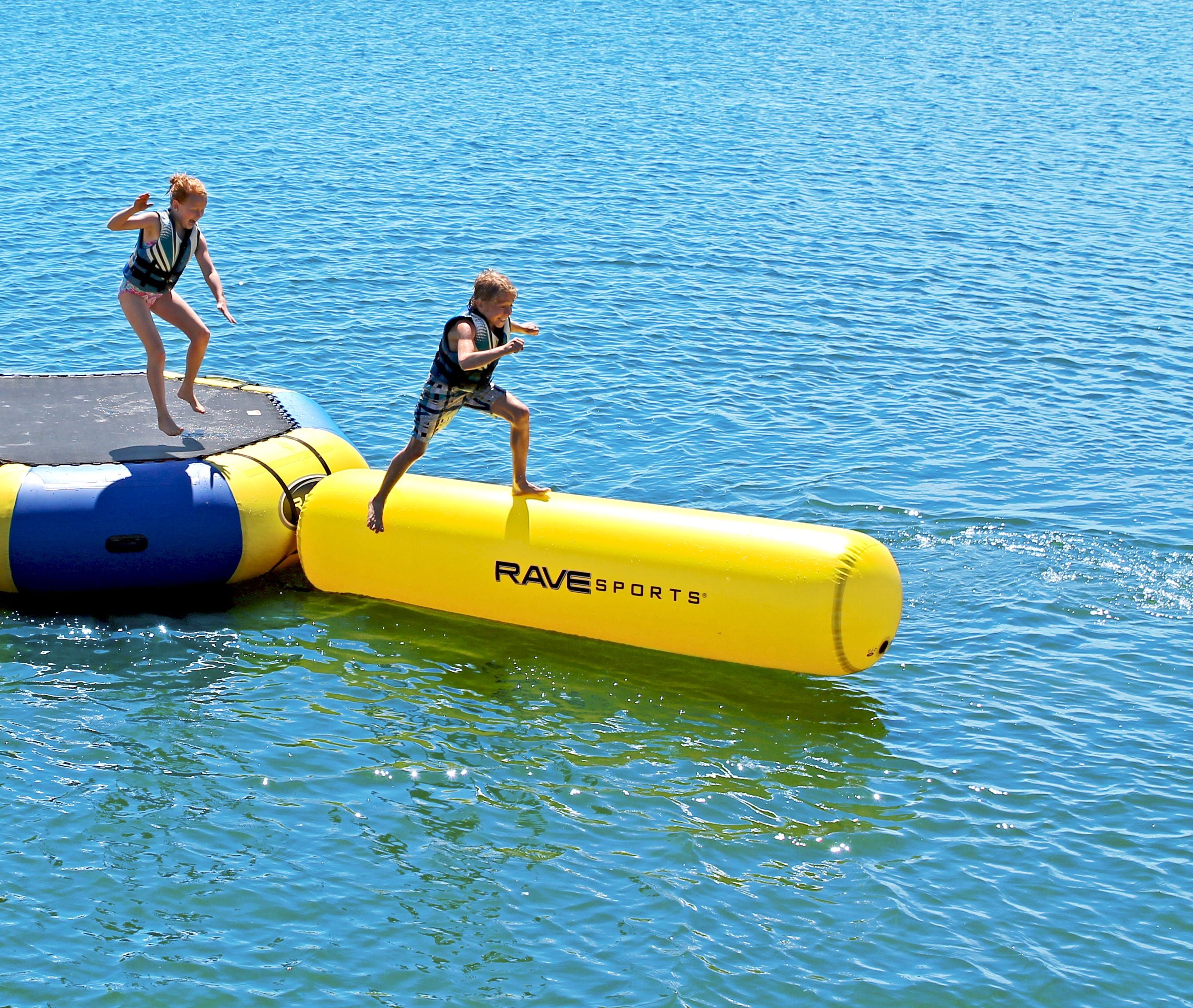 Bongo 13 Water Bouncer with Small Slide and Small Log B50728