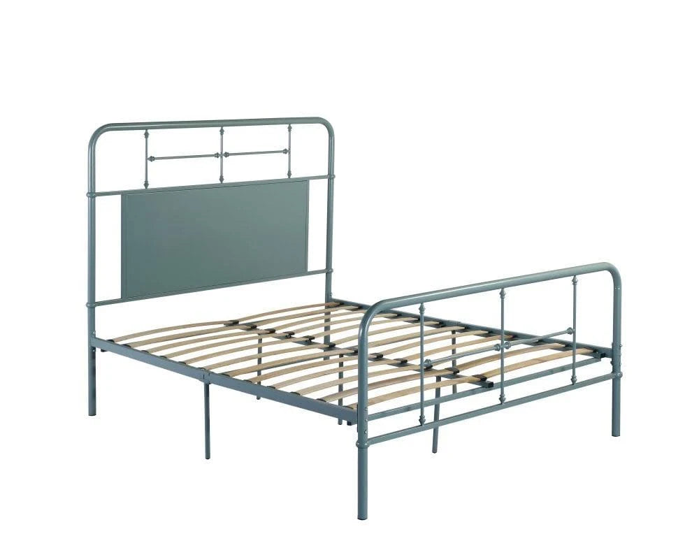 Emerald Green Queen Metal Bed X32684