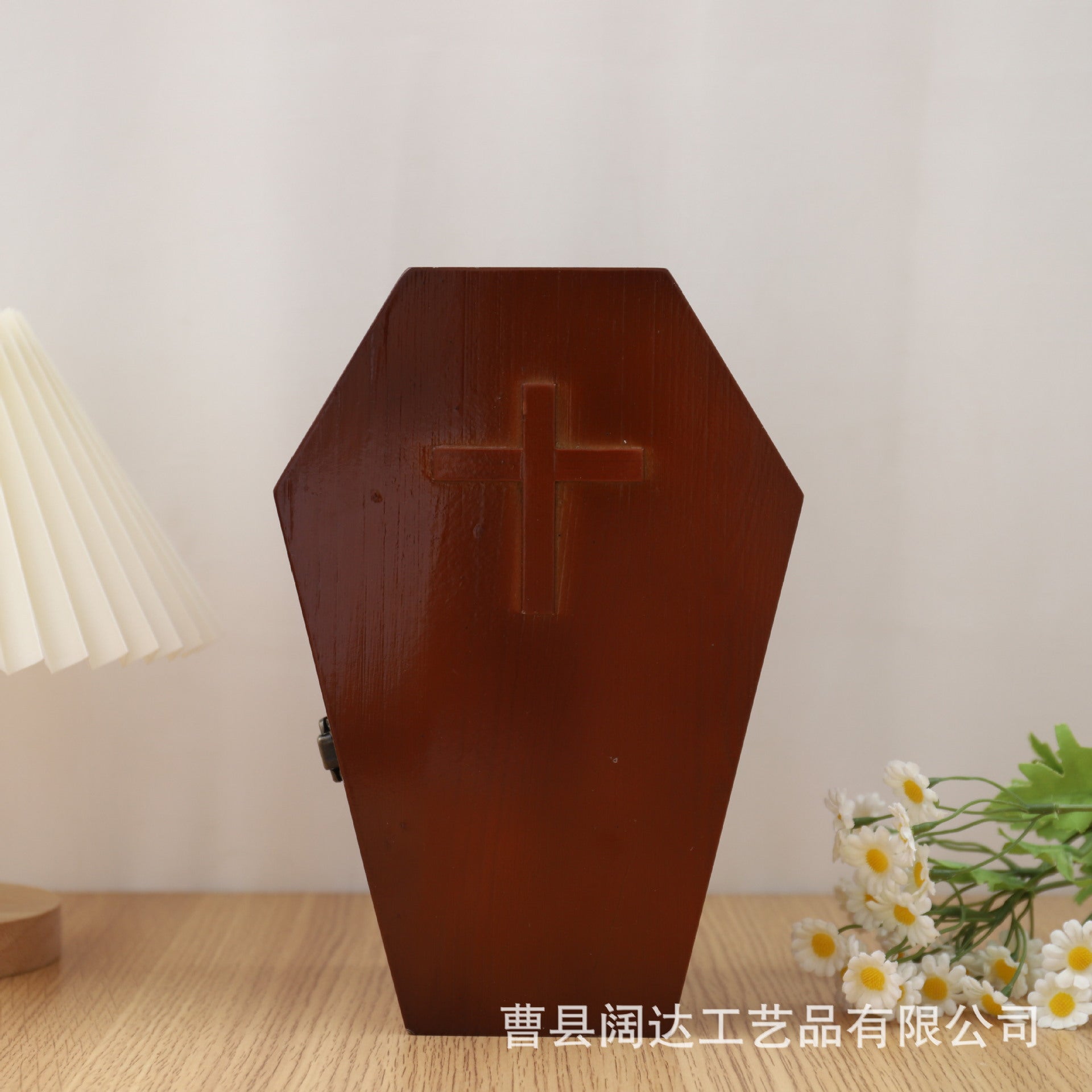 Miniature Doll House Furniture Coffin Ornament Y344