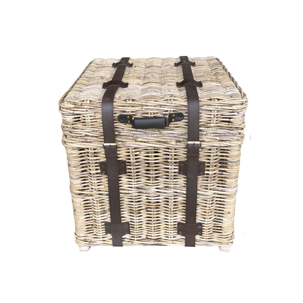 Woven End Table / Trunk Q700