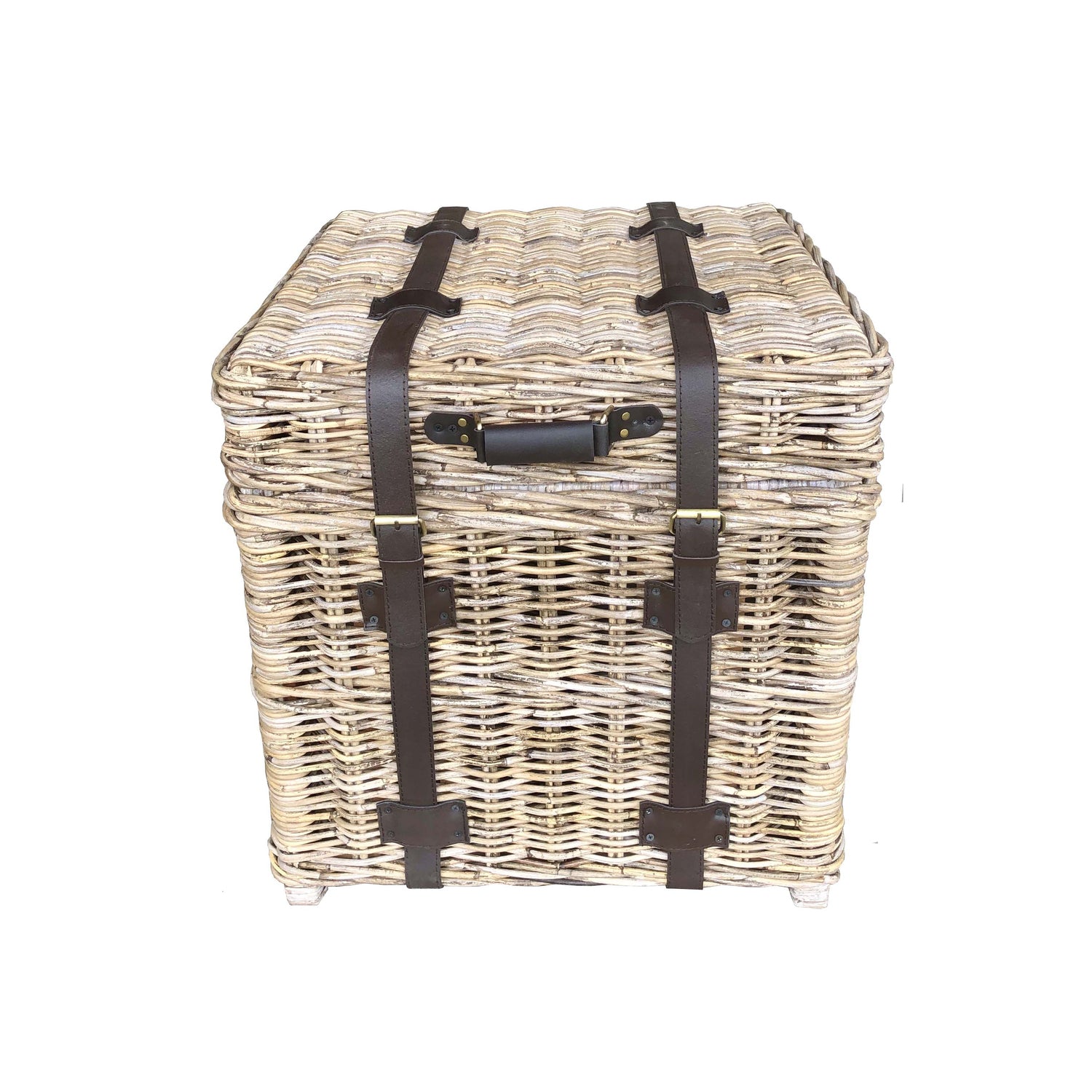 Woven End Table / Trunk Q700
