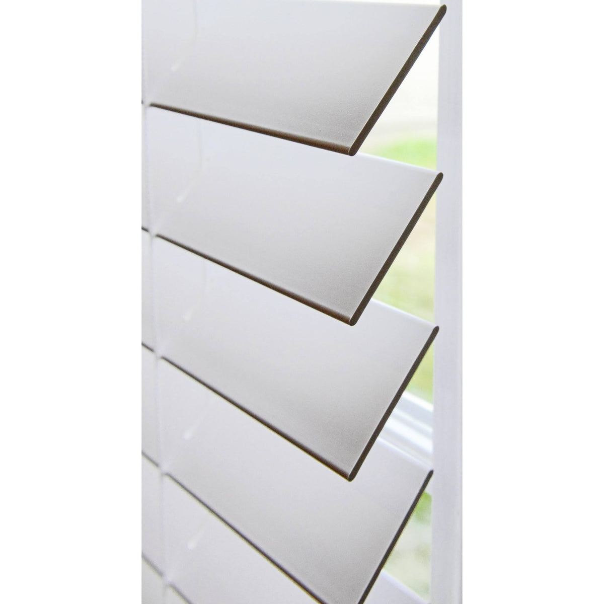 White Faux Wood Cordless Blinds T8041